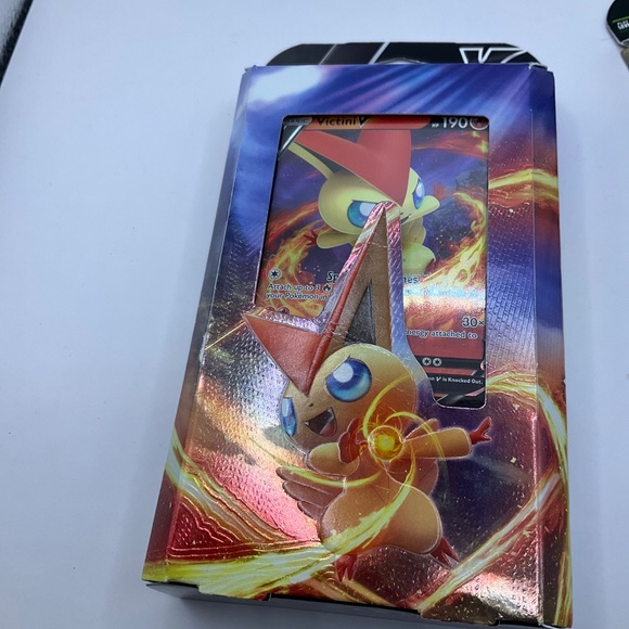 Pokemon TCG V Battle Decks - VICTINI - V Themed Deck Factory Sealed Box - Picture 2 of 3